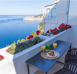 2 Bedroom Apartment with Sea view Balcony near Dubrovnik Old Town, Sleeps 4